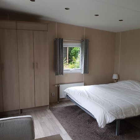 De Bijsselse Enk, Chalet 20 A Nunspeet Bilik gambar